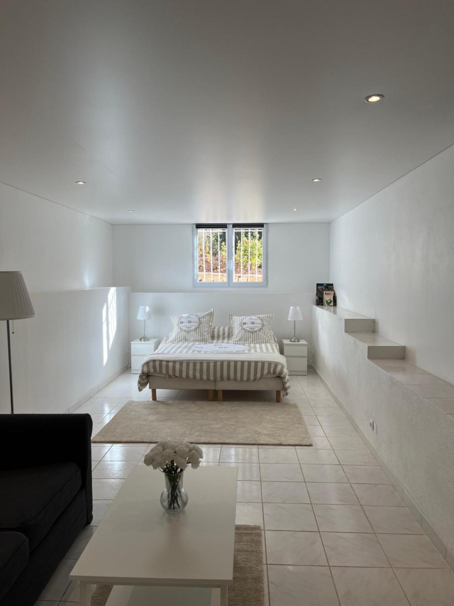 Apartmán T3 Avec Jardin Et Piscine Privee Velaux Exteriér fotografie